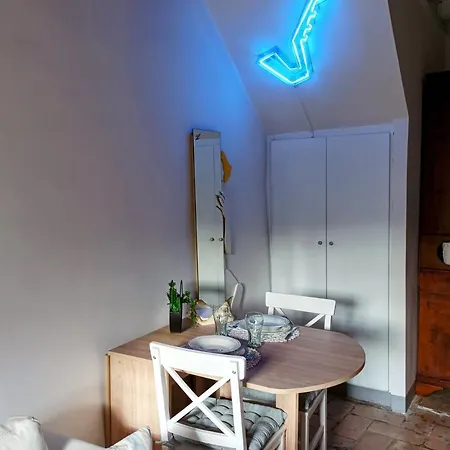 アパート Garibaldi スポレート