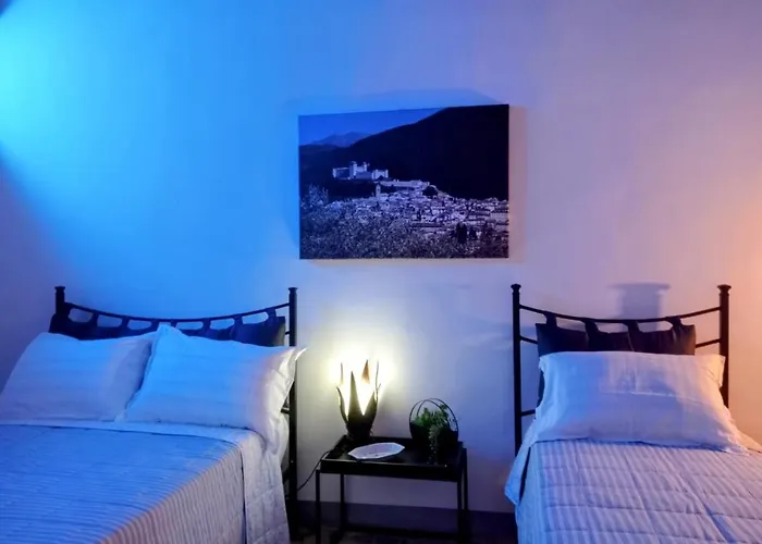 Garibaldi Apartment *